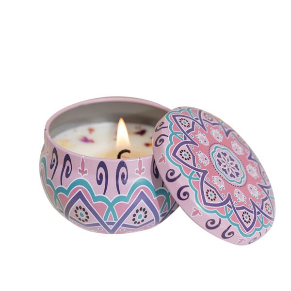 hreecy scented candle with Dry flowers
