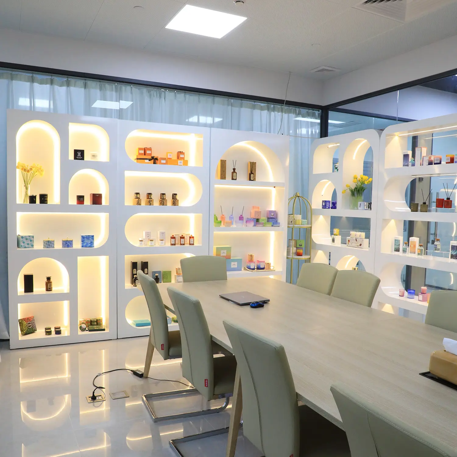 hreecy scented candle company (2)